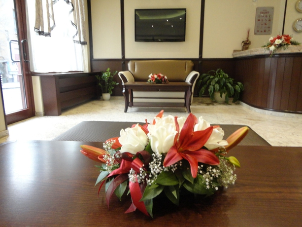 Imagen de los interiores del Hotel Favorit, Sofia. Foto 16