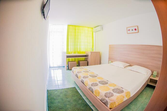 Imagen general del Hotel Favorit, VENUS - SATURN. Foto 4