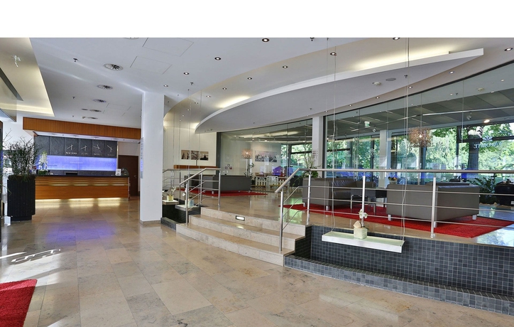 Imagen de los interiores del Hotel Favorite Parkhotel. Foto 18