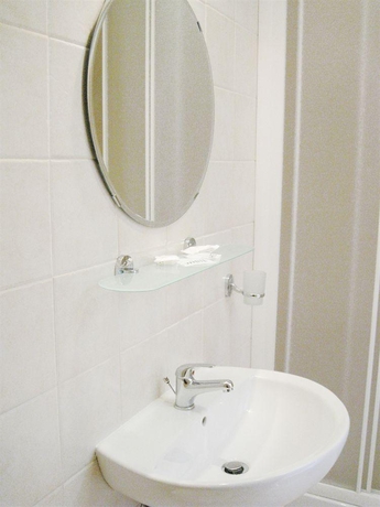 Imagen general del Hotel Fawlty Towers. Foto 1