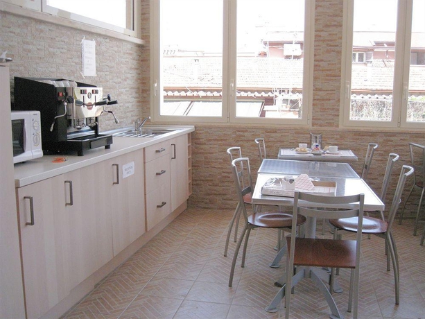 Imagen general del Hotel Fawlty Towers. Foto 4