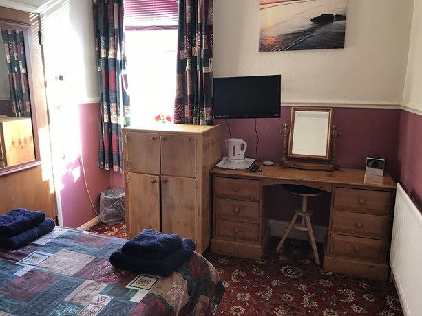 Imagen de la habitación del Hotel Fawlty Towers. Foto 6