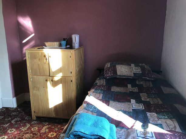 Imagen de la habitación del Hotel Fawlty Towers. Foto 16