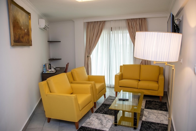 Imagen de la habitación del Hotel Faya. Foto 4