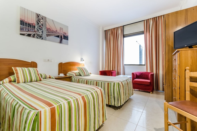 Imagen de la habitación del Hotel Faycan. Foto 2