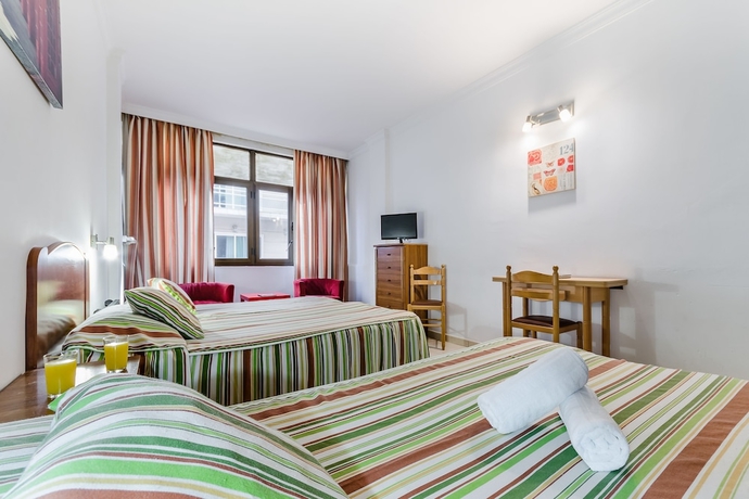 Imagen de la habitación del Hotel Faycan. Foto 4