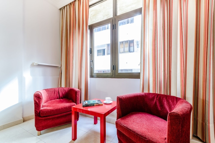 Imagen de la habitación del Hotel Faycan. Foto 9