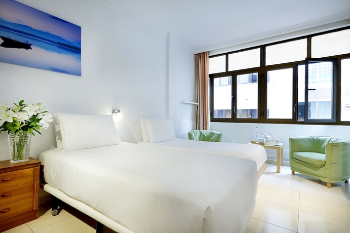 Imagen de la habitación del Hotel Faycan. Foto 11