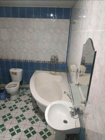 Imagen de la habitación del Hotel Fayz Plaza. Foto 8