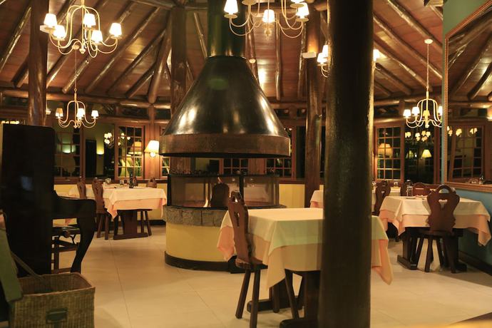 Imagen de los interiores del Hotel Fazenda Auberge Suisse. Foto 19