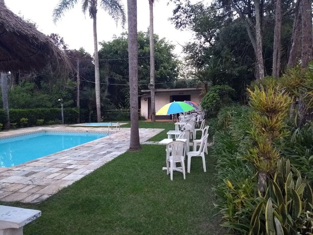 Imagen de la piscina del Hotel Fazenda Bandeirantes. Foto 20