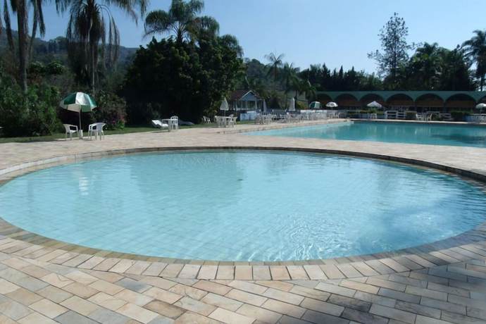 Imagen de la piscina del Hotel Fazenda Flamingos. Foto 19