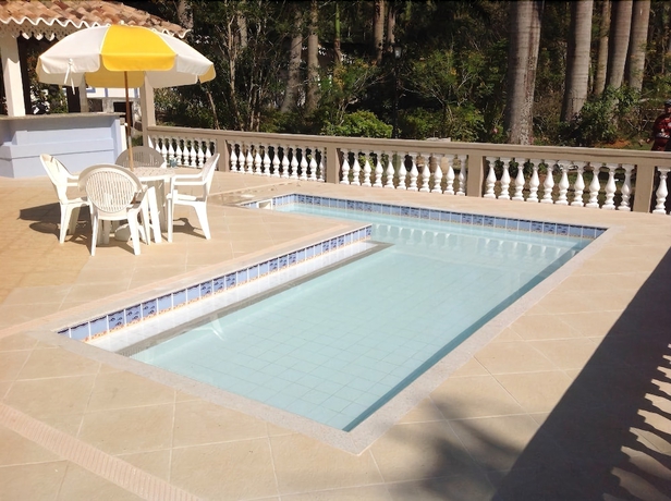 Imagen de la piscina del Hotel Fazenda Floren&ccedil;a. Foto 17