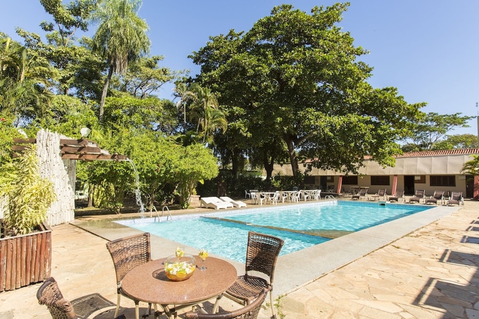 Imagen de la piscina del Hotel Fazenda Mato Grosso. Foto 19
