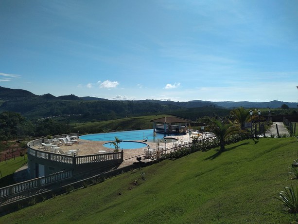 Imagen de la piscina del Hotel Fazenda Molise. Foto 16