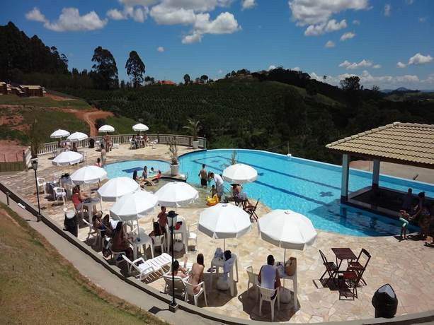 Imagen de la piscina del Hotel Fazenda Molise. Foto 19
