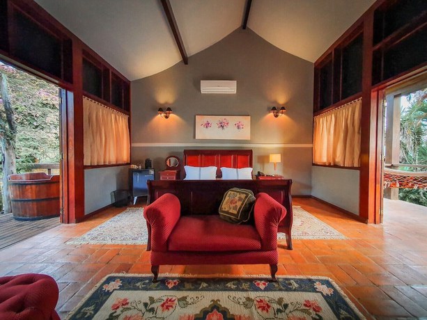 Imagen de la habitación del Hotel Fazenda Recanto Shangri-l&aacute;. Foto 20