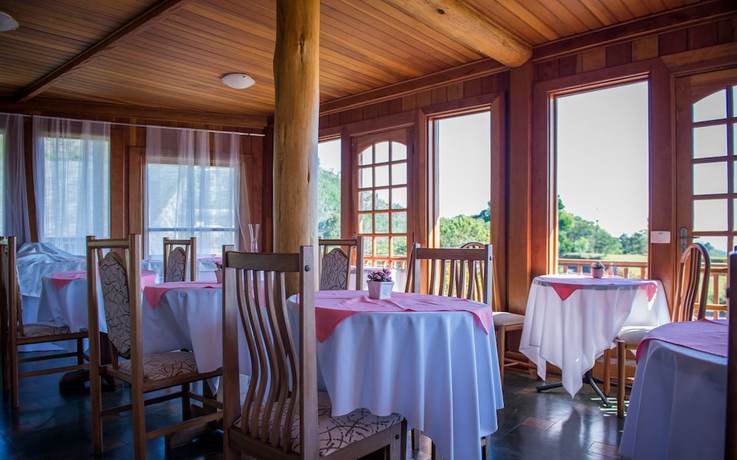 Imagen del bar/restaurante del Hotel Fazenda Saint Claire. Foto 4