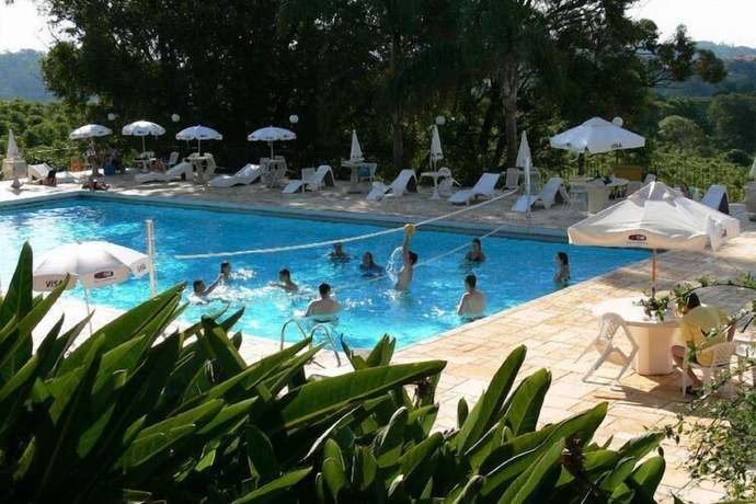 Imagen de la piscina del Hotel Fazenda S&atilde;o Matheus. Foto 19