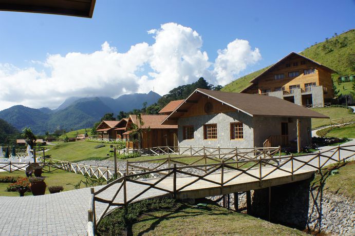 Imagen de la piscina del Hotel Fazenda Sui&ccedil;a Le Canton. Foto 10