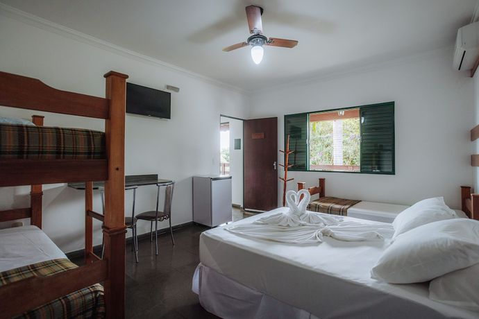 Imagen de la habitación del Hotel Fazenda Vale Amanhecer. Foto 13