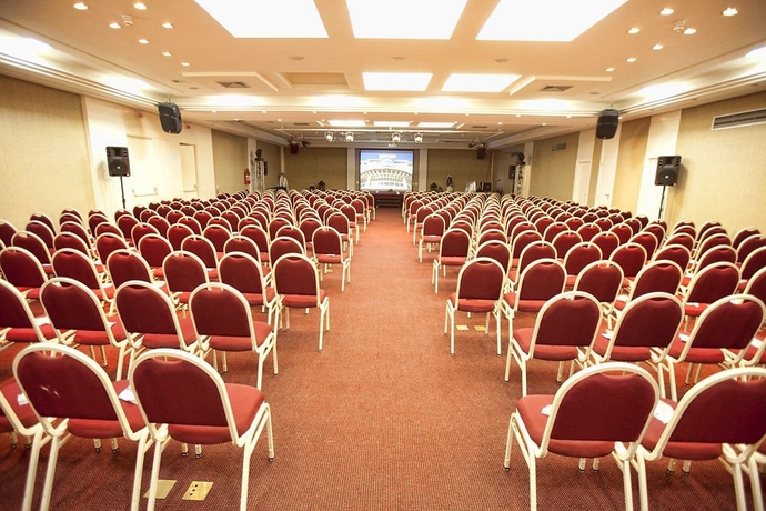 Imagen de los interiores del Hotel Fazzenda Park Resort. Foto 4