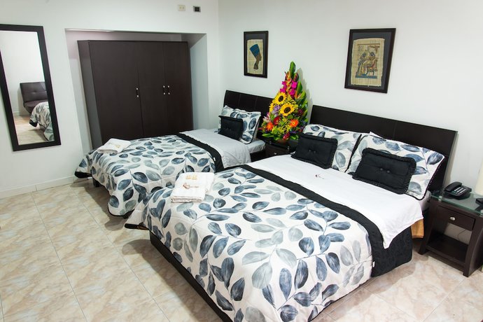 Imagen de la habitación del Hotel F&eacute;nix Real. Foto 15