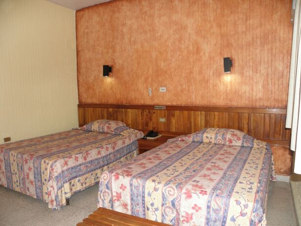 Imagen de la habitación del Hotel Fénix, Tapachula. Foto 21