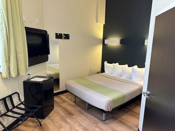 Imagen de la habitación del Hotel Feather Factory. Foto 2