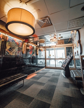 Imagen de los interiores del Hotel Feather Factory. Foto 17