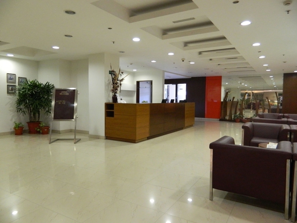 Imagen de los interiores del Hotel Featherlite Evoma. Foto 12