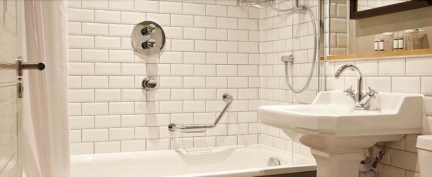 Imagen de la habitación del Hotel Feathers by Greene King Inns. Foto 14