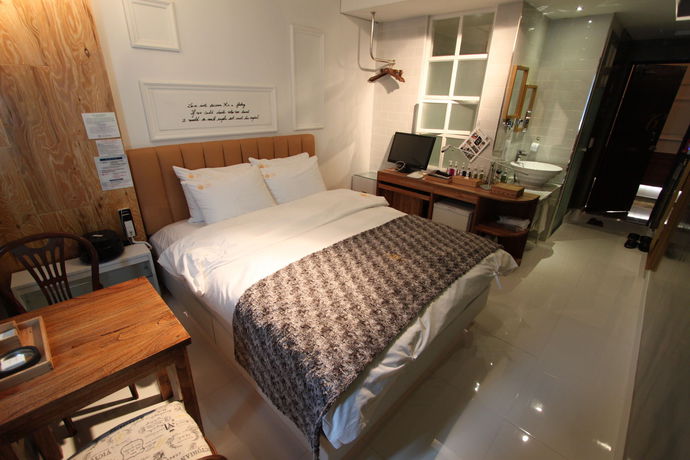 Imagen de la habitación del Hotel February Apsan. Foto 15
