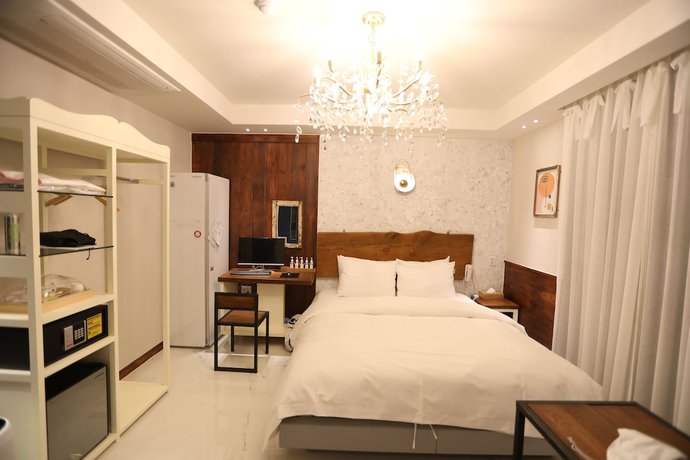 Imagen de la habitación del Hotel February Busan Gangseo Annex Building. Foto 8