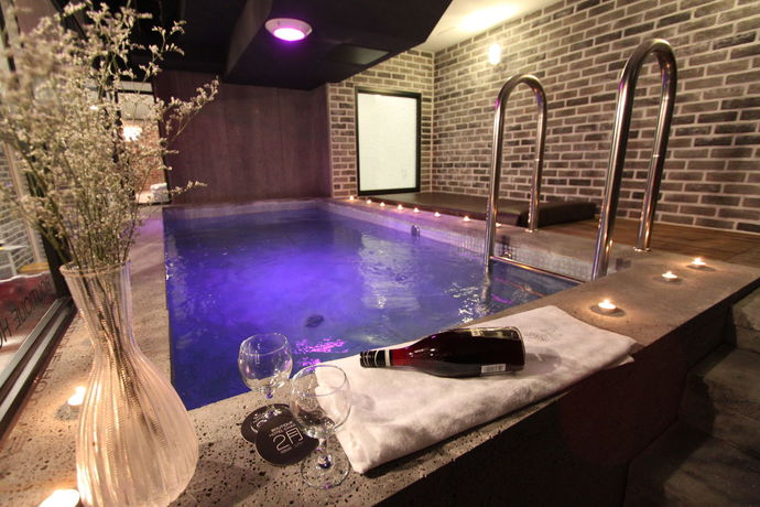Imagen de los interiores del Hotel February Hwanggeum. Foto 8