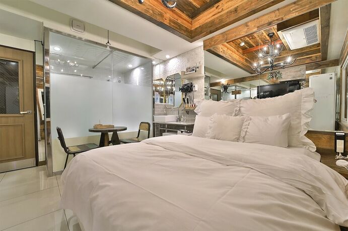 Imagen de la habitación del Hotel February Suseong. Foto 19