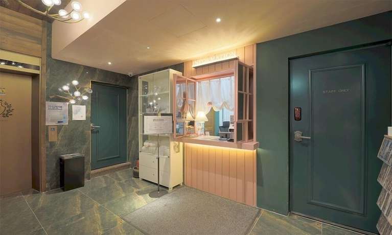 Imagen de los interiores del Hotel February The Stay Gangseo Main Building. Foto 19