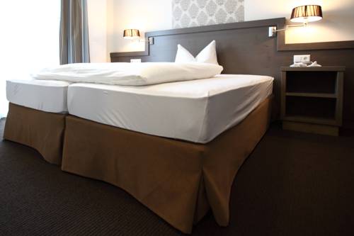 Imagen de la habitación del Hotel Feckl's Apart. Foto 7