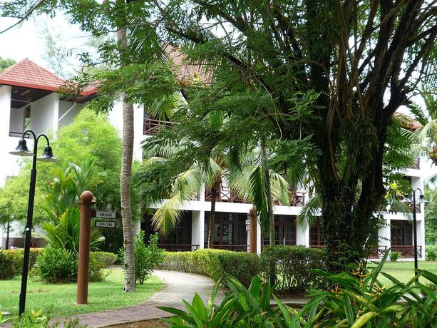 Imagen de los exteriores del Hotel Federal Villa Beach Resort Langkawi. Foto 18