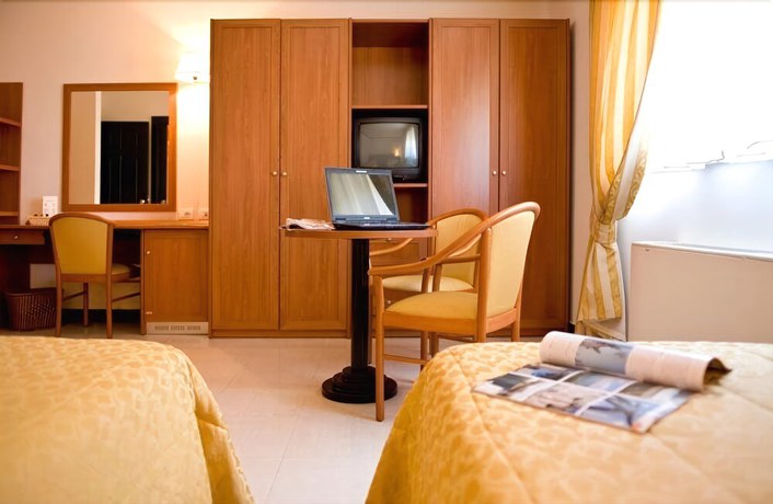 Imagen de la habitación del Hotel Federiciano. Foto 3