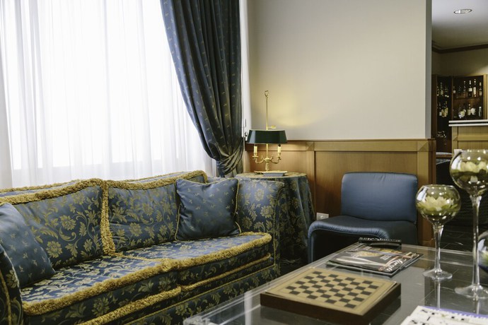 Imagen de los interiores del Hotel Federiciano. Foto 16