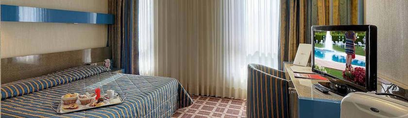 Imagen de la habitación del Hotel Federico II, Jesi. Foto 6