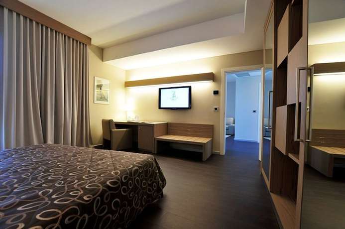 Imagen de la habitación del Hotel Federico II, Jesi. Foto 13