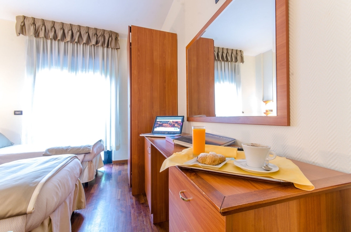 Imagen de la habitación del Hotel Federico Ii, L'aquila . Foto 4