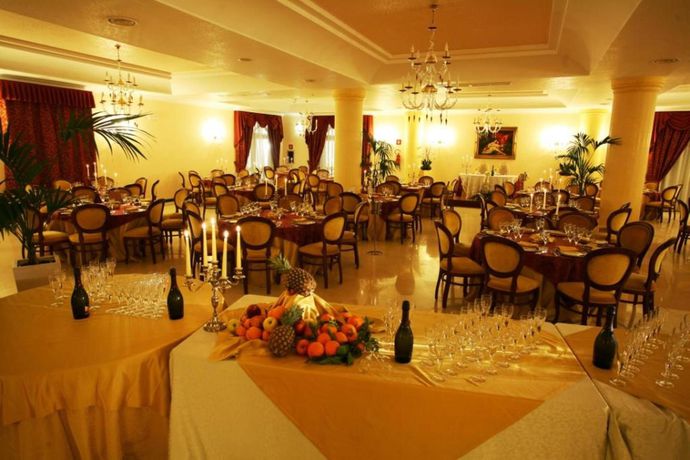 Imagen de la piscina del Hotel Federico Ii Palace. Foto 14