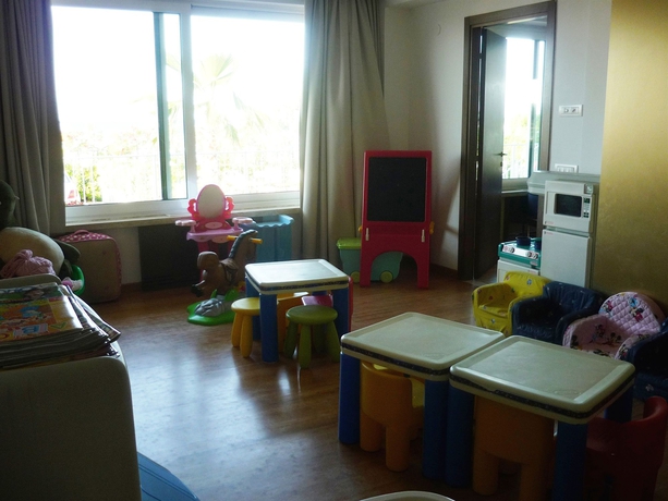 Imagen de los interiores del Hotel Fedora Riccione. Foto 11