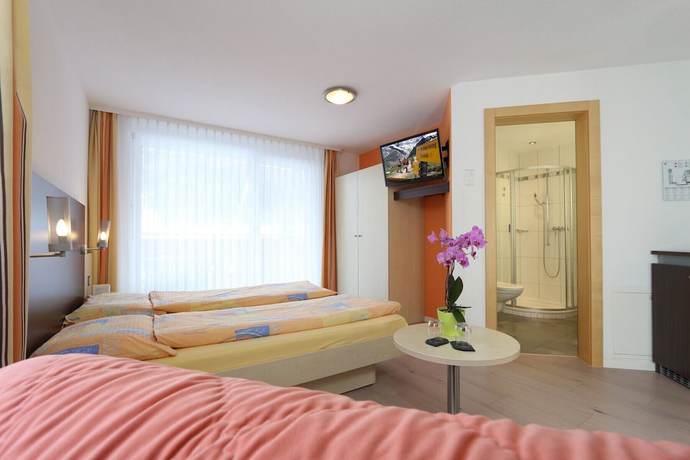 Imagen de la habitación del Hotel Feehof Garni. Foto 8