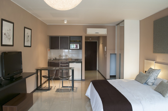 Imagen de la habitación del Hotel Feel Buenos Aires. Foto 12