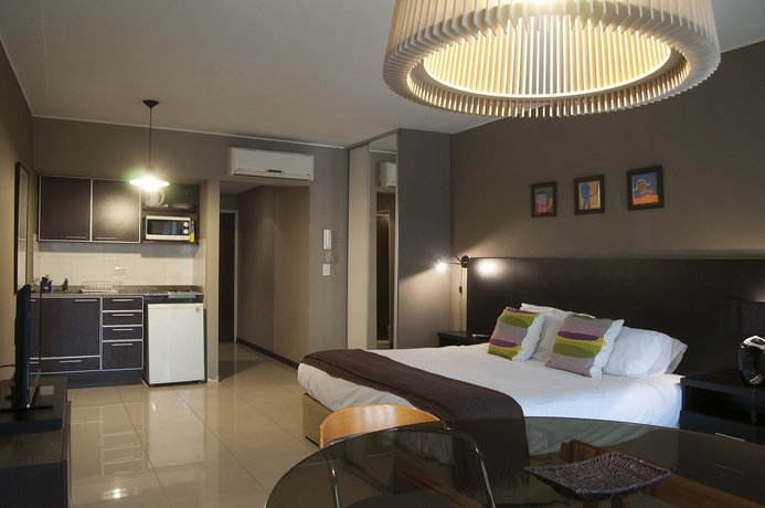 Imagen de la habitación del Hotel Feel Buenos Aires. Foto 15