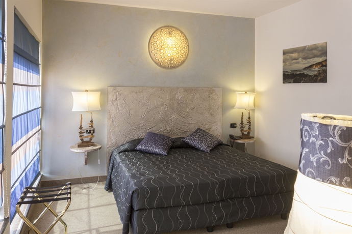 Imagen de la habitación del Hotel Feel Inn Venice Airport. Foto 10